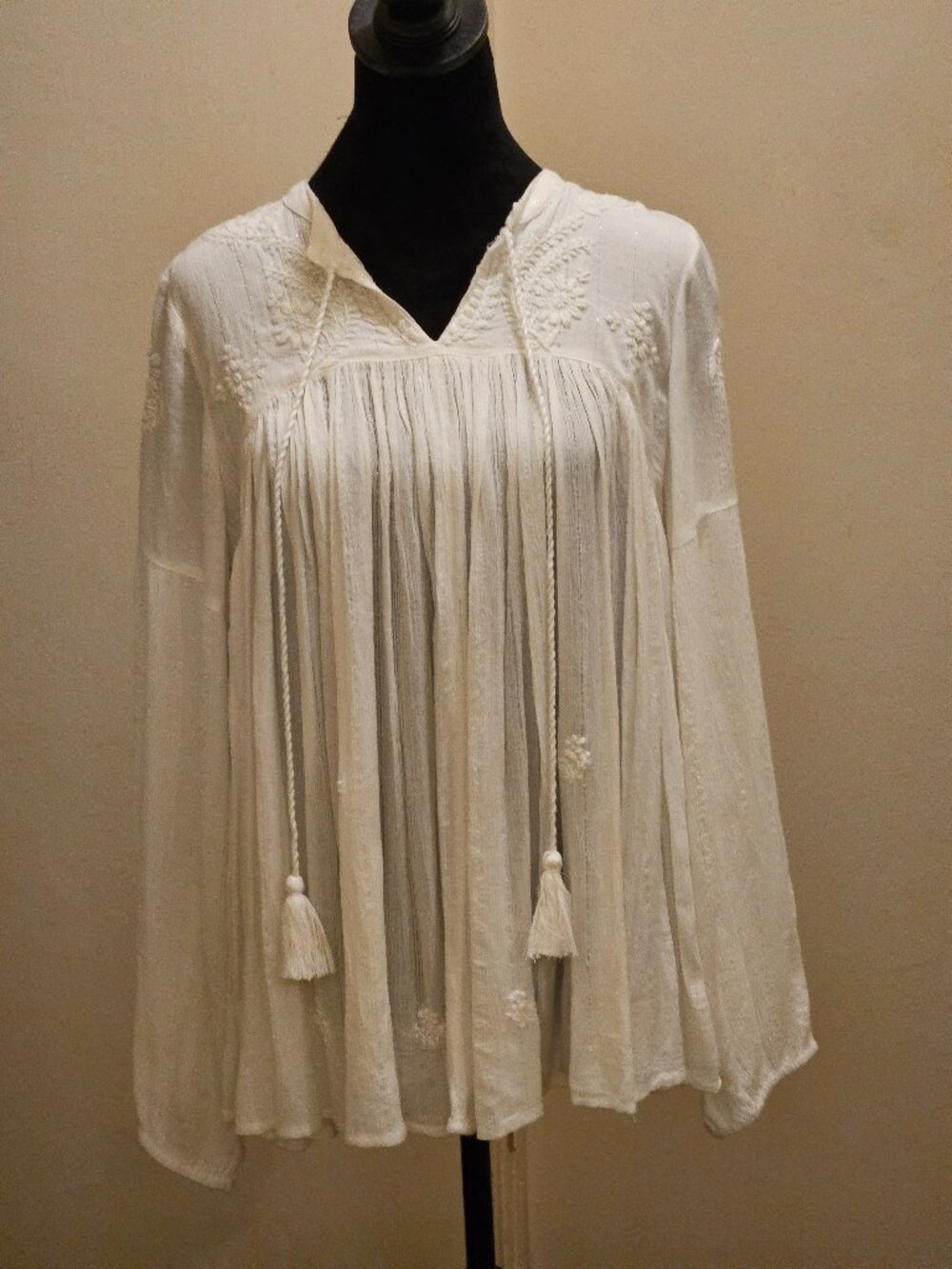 Rachel Zoe White Embroidered Ethereal Blouse Size Small/Medium